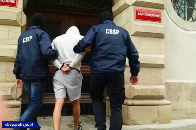 [VIDEO] Uderzenie CBŚP w rynek nielegalnej broni palnej